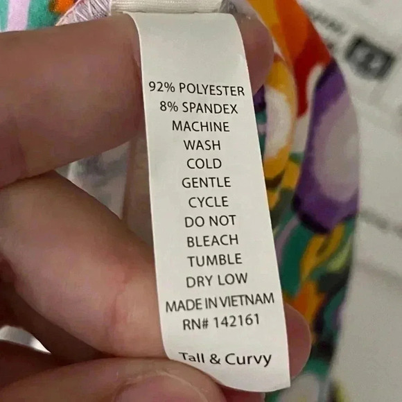 Lularoe TC Bright Patterned legging - Picture 2 of 3